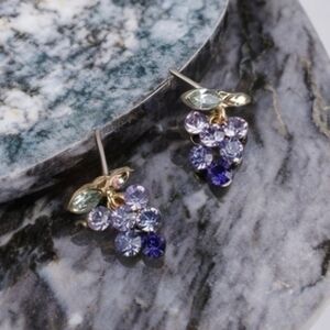 ANTHROPOLOGIE ITTY BITTY CRYSTAL GRAPE BUNCH EARRINGS